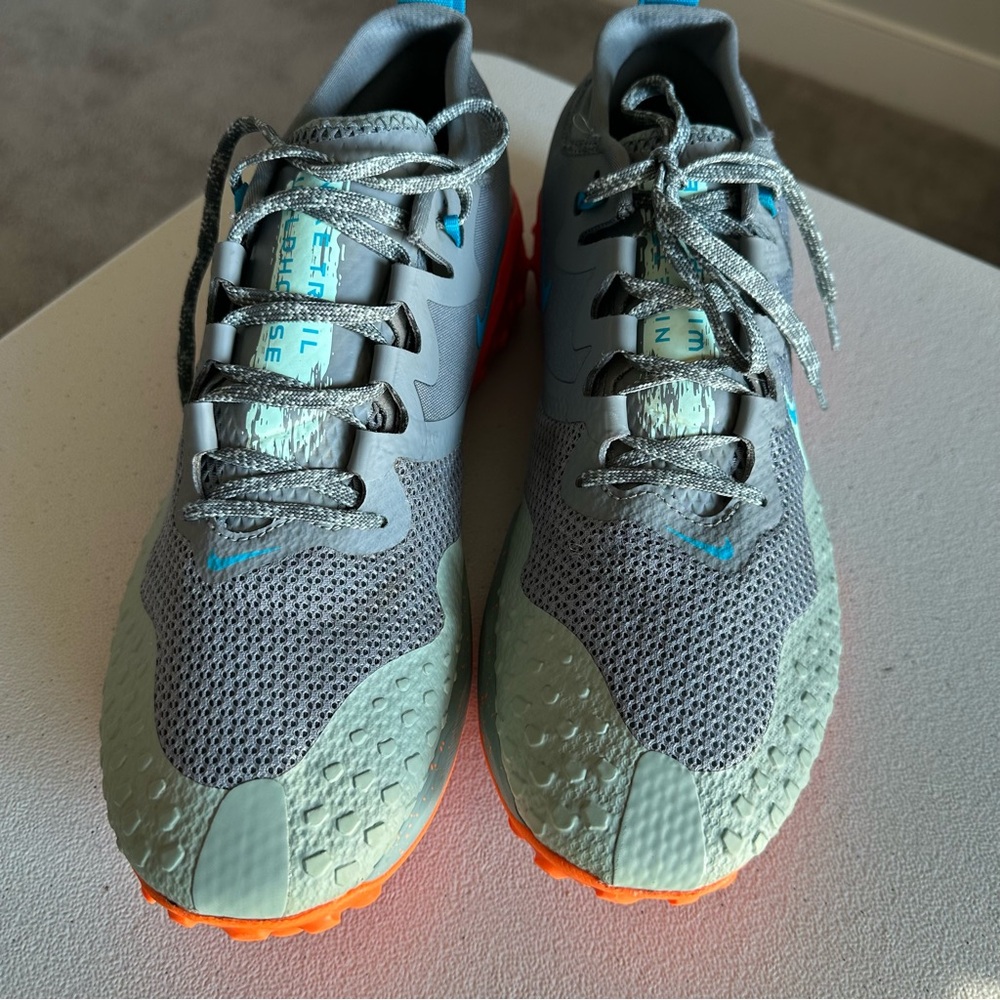 Men’s Nike Wildhorse 7 'Smoke Grey Laser Blue' sneakers - Picture 9 of 11
